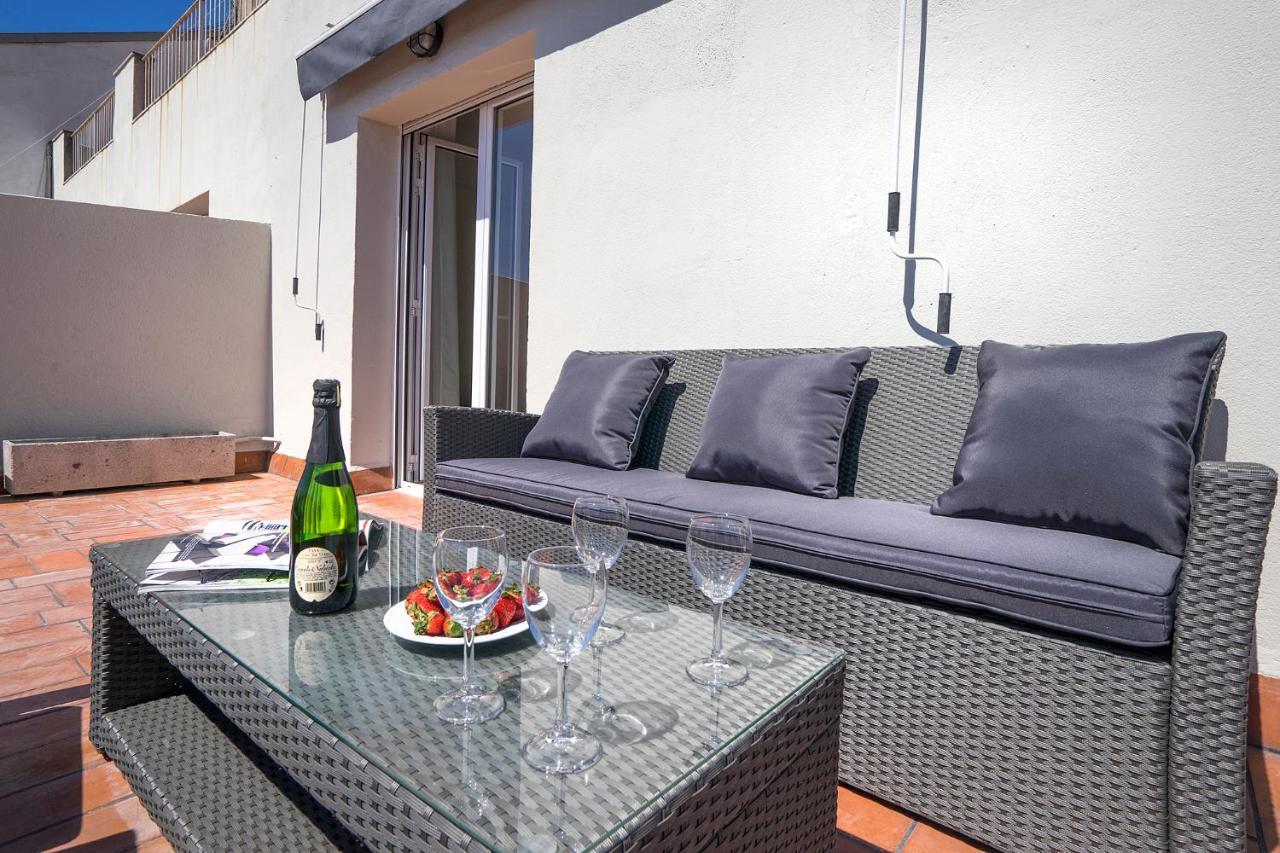Friendly Rentals Gran Via Барселона Екстер'єр фото
