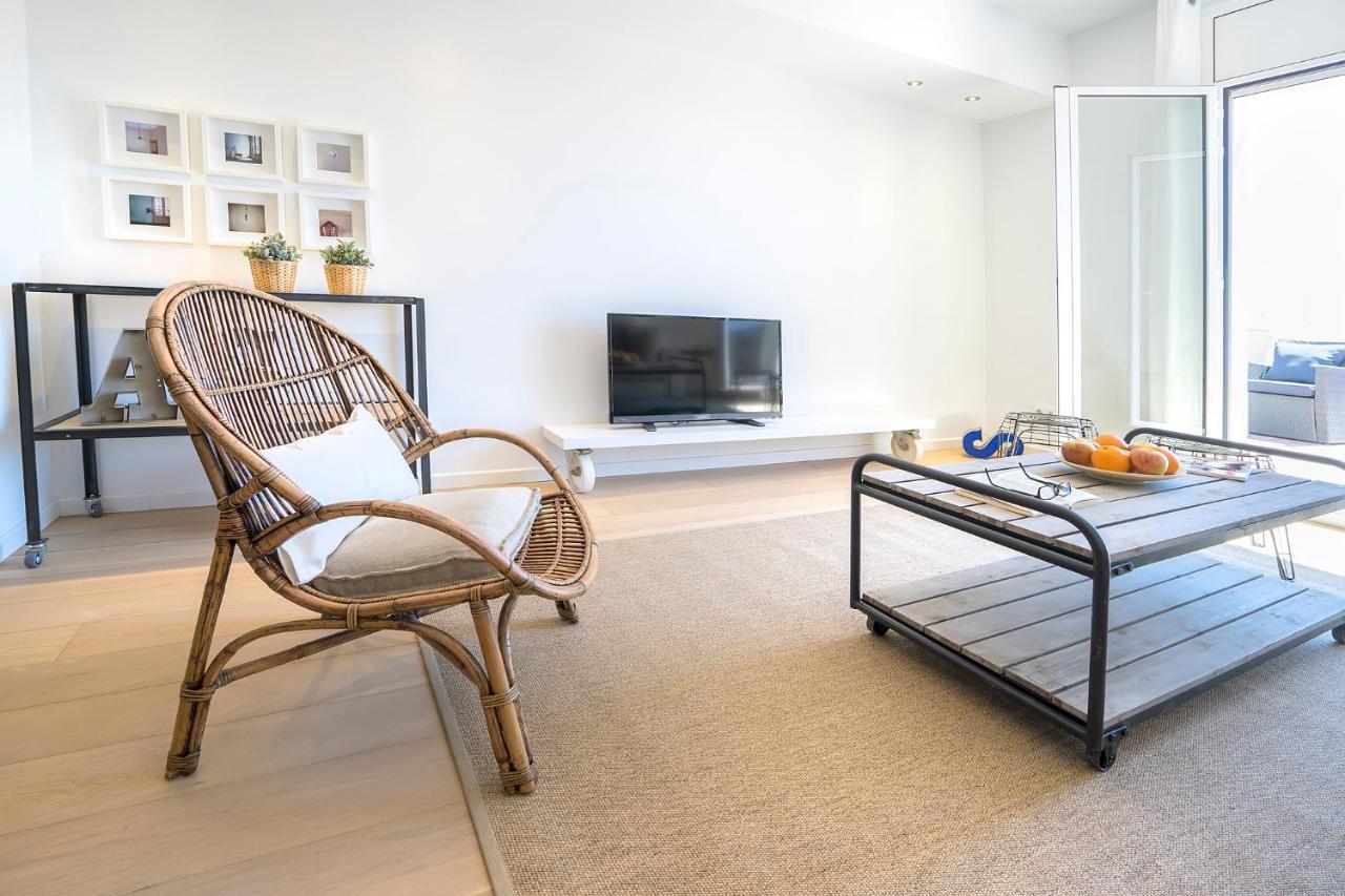 Friendly Rentals Gran Via Барселона Екстер'єр фото