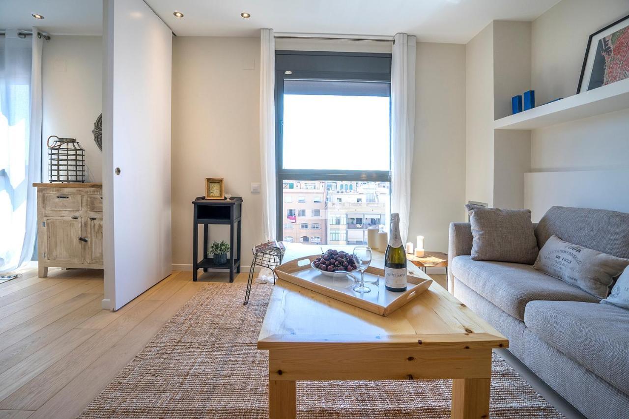 Friendly Rentals Gran Via Барселона Екстер'єр фото